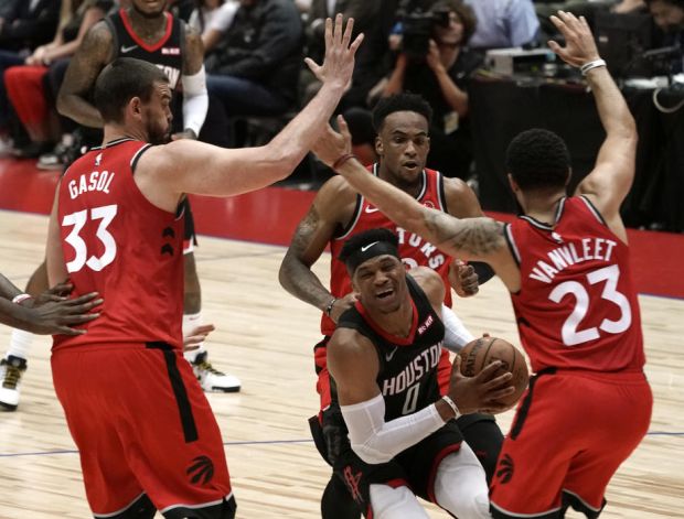 Злонамерна нацистичка подвала довела НБА клуб на стуб срама (ФОТО)